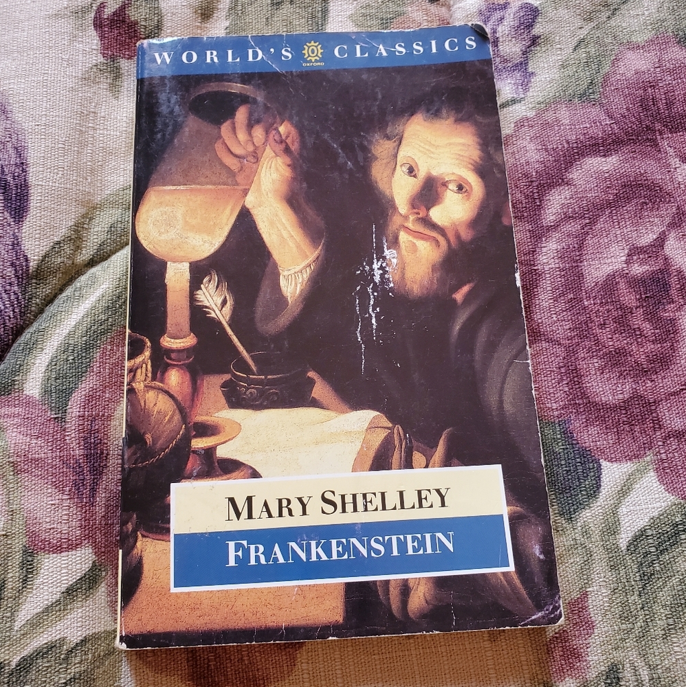 📖 6/$30   Frankenstein
